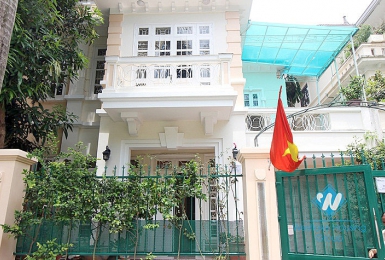 Spacious 4 bedrooms villa for rent in Ciputra